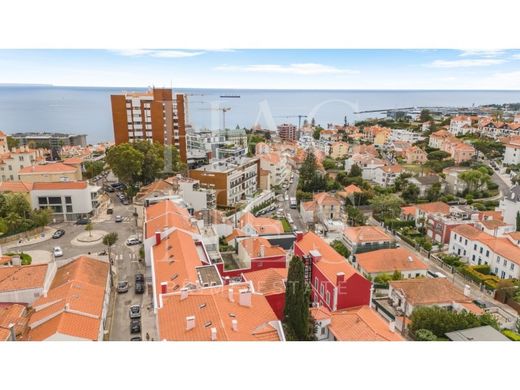 Duplex in Cascais, Lisbon