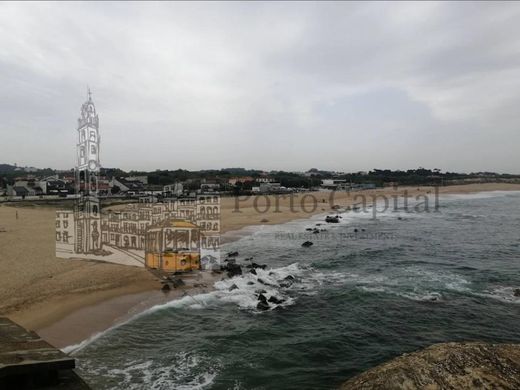 Αγροτεμάχιο σε Βίλα Νόβα ντε Γκάια, Vila Nova de Gaia