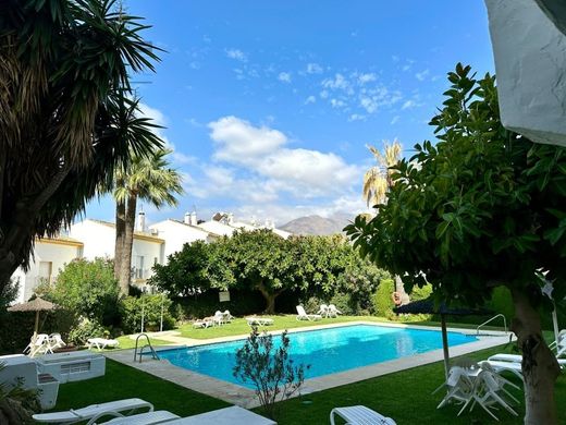 Dúplex en Estepona, Málaga