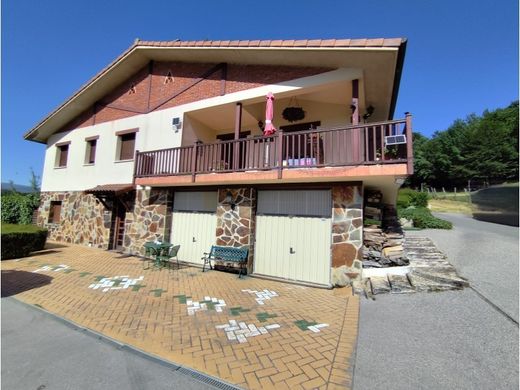 Luxury home in Ametzaga, Alava