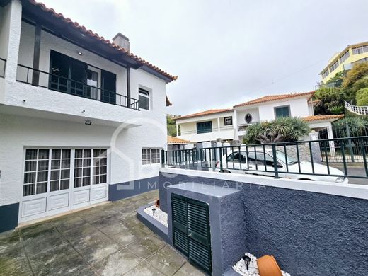 Luxury home in Santa Cruz, Madeira