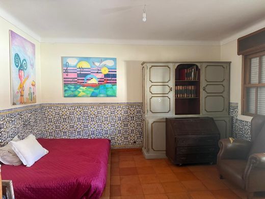 Benfica, Lisbonのマルチファミリーヴィラ