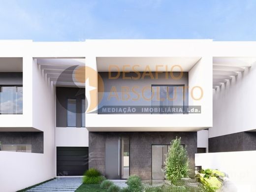 半独立式房屋  Seixal, Distrito de Setúbal