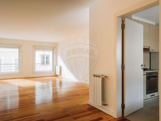 Apartment / Etagenwohnung in Lissabon, Lisbon