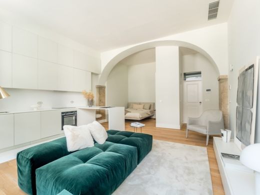 아파트 / Misericórdia, Lisbon