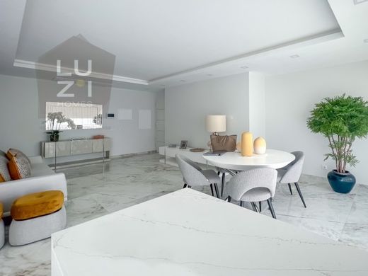 아파트 / Lagos, Distrito de Faro