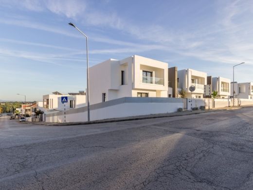 半独立式房屋  Seixal, Distrito de Setúbal