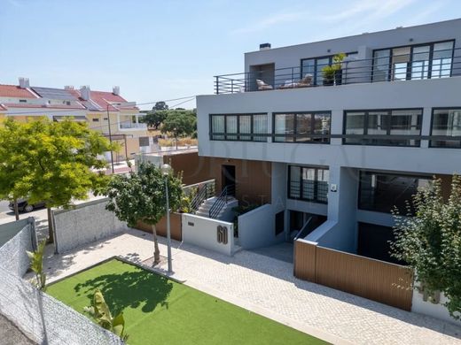 Semidetached House in Alcochete, Distrito de Setúbal
