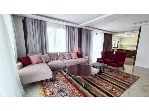 Apartment / Etagenwohnung in Germasógeia, Limassol District