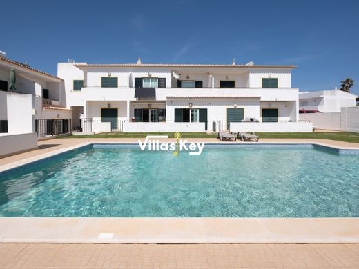 Συγκρότημα ανεξάρτητων κατοικιών σε Lagos, Distrito de Faro