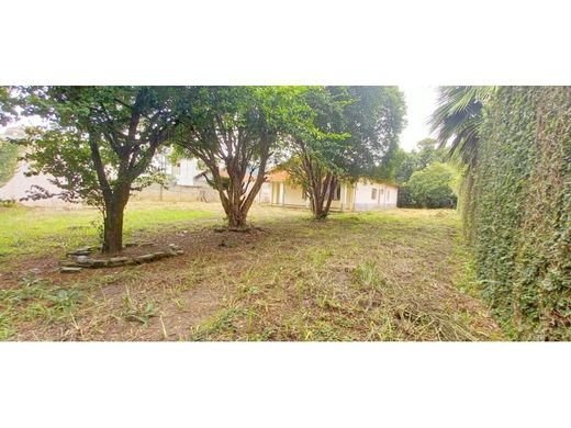 Land in Pindamonhangaba, São Paulo