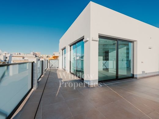 Attico a Faro, Distrito de Faro