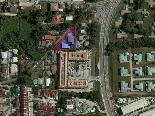 Terrain à Kampong Gadong, Daerah Brunei dan Muara