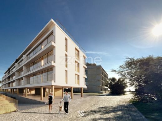 ヴィラ・ノヴァ・デ・ガイア
, Vila Nova de Gaiaのアパートメント