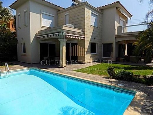 Villa a Mouttagiáka, Limassol District