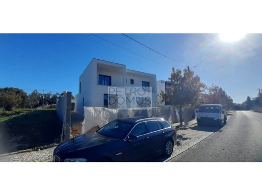 Detached House in Leiria, Distrito de Leiria