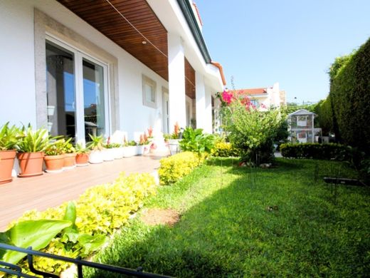 Luxury home in Maia, Distrito do Porto