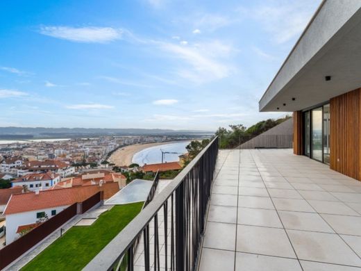 Apartment / Etagenwohnung in Alcobaça, Distrito de Leiria