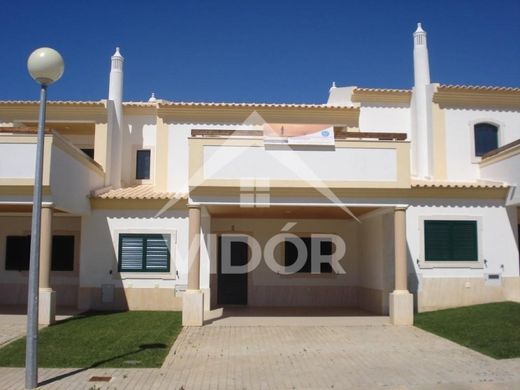Twee-onder-een-kapwoning in Albufeira, Distrito de Faro