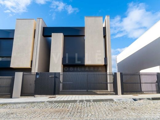 Chalet Pareado en Gondomar, Oporto