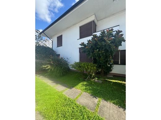 Luxury home in Porto, Distrito do Porto