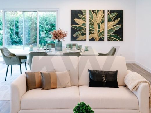 Luxury home in Charneca de Caparica, Almada