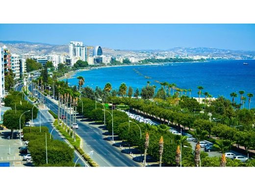 Wohnkomplexe in Limassol, Limassol District