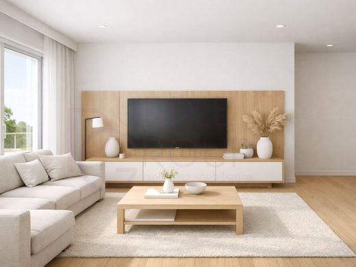 Apartment / Etagenwohnung in Seixal, Distrito de Setúbal