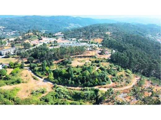 Grond in Fafe, Distrito de Braga