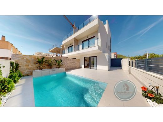 Luxury home in Guardamar del Segura, Alicante