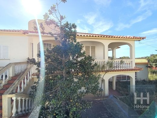 Luxury home in Santa Cruz, Madeira