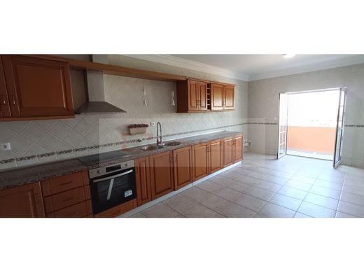 Semidetached House in Setúbal, Distrito de Setúbal