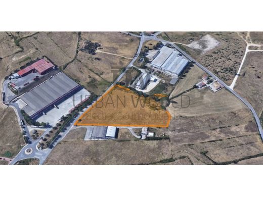 Loures, Distrito de Lisboaの土地