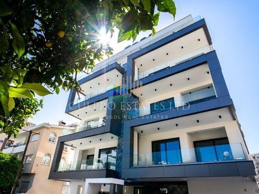 Wohnkomplexe in Limassol, Limassol District