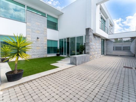 Luxe woning in Marinha Grande, Distrito de Leiria