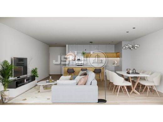 Apartment / Etagenwohnung in Funchal, Madeira