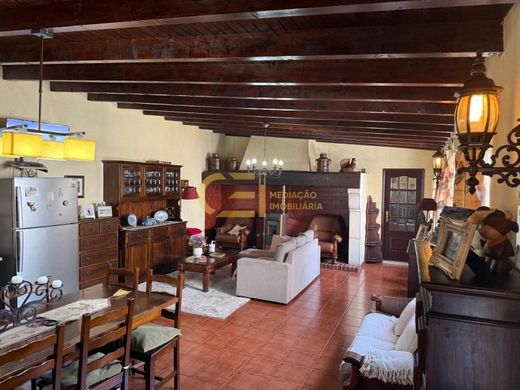 Detached House in Almeirim, Santarém