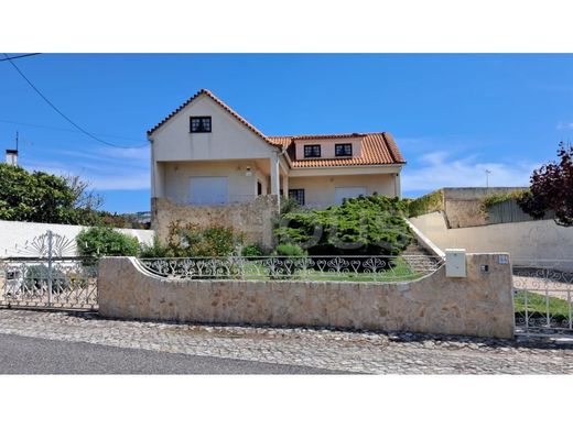 ‏בית חד-משפחתי ב  Caldas da Rainha, Distrito de Leiria