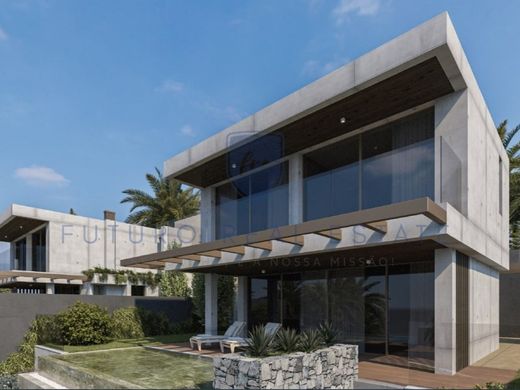 Luxury home in Calheta, Madeira