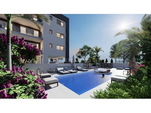 Apartment / Etagenwohnung in Káto Polemídia, Limassol District