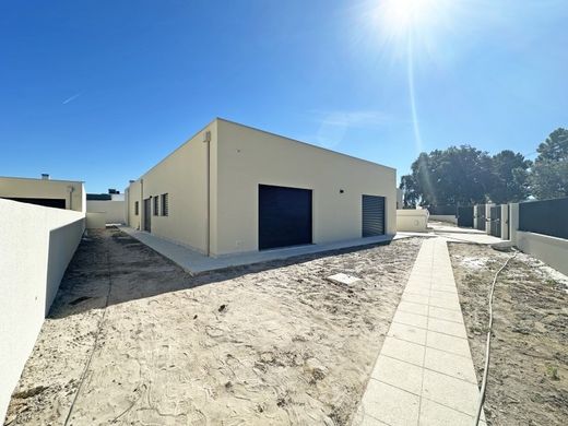 Dom jednorodzinny w Setúbal, Distrito de Setúbal