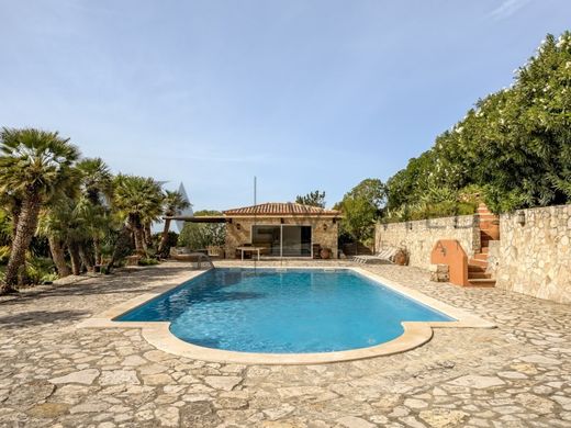 Luxury home in Cascais, Lisbon