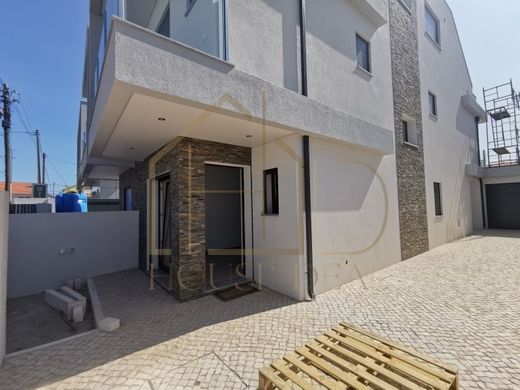 Luxus-Haus in Sesimbra, Distrito de Setúbal