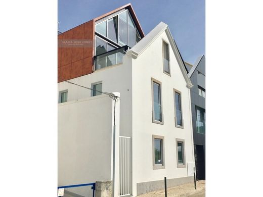 Cascais, Distrito de Lisboaのマルチファミリーヴィラ