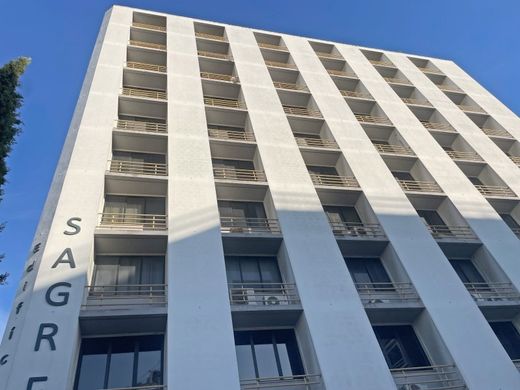 Loures, Distrito de Lisboaのオフィス