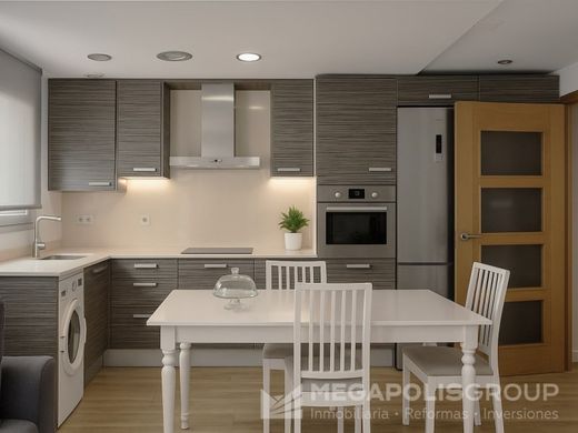 Apartment / Etagenwohnung in Barcelona, Provinz Barcelona