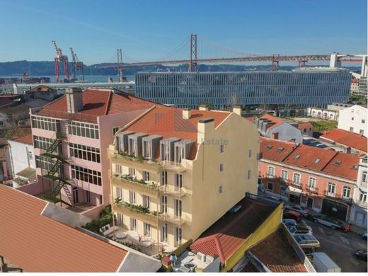 Residential complexes in Estrela, Lisbon