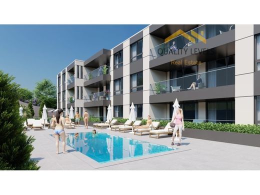 Apartment / Etagenwohnung in Funchal, Madeira