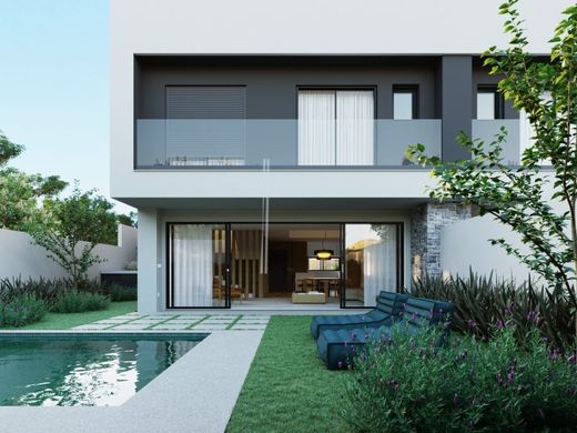 Villa Plurifamiliare a Almada, Distrito de Setúbal