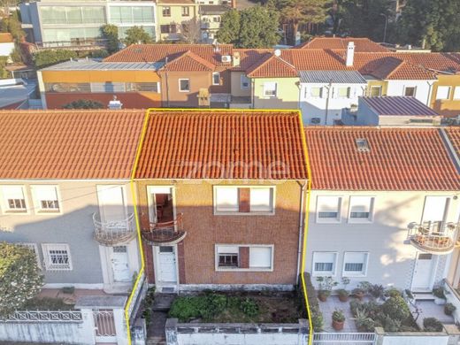 Luxury home in Porto, Distrito do Porto